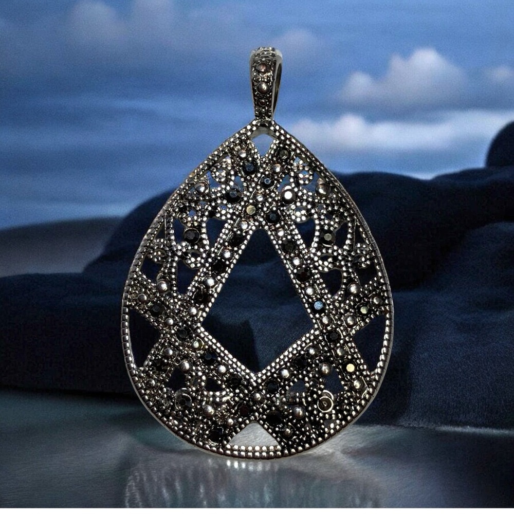Teardrop Art Deco Style Silver Tone Marcasite Pendant